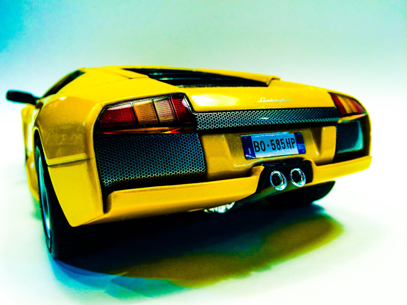 Illustration for article titled Lamborghini Murcielago: a 1:18 Diecast Review